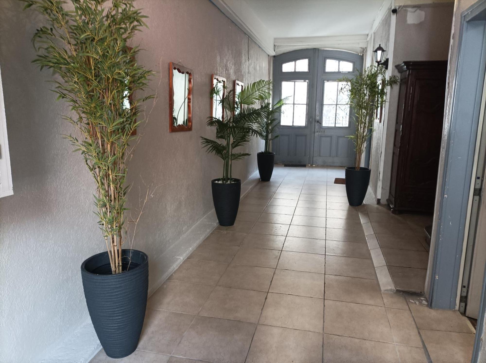 "Le Patio"-Meuble De Tourisme 3 Etoiles -Residence "Les Logis De Beziers"-Garage Optionnel-Coeur De Ville-Plages A 16Km ! ภายนอก รูปภาพ